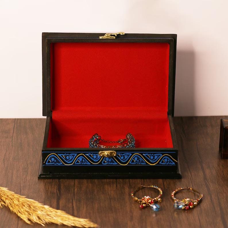 Handcrafted Wooden Jewellery Box With Naqshi Art
